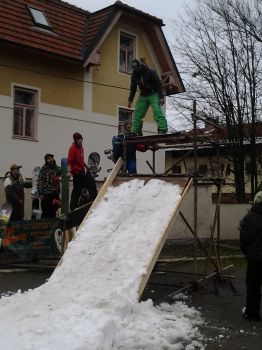 snowDŽIBoarding