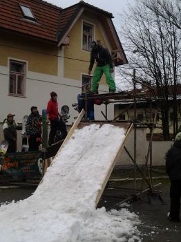 09 snowDŽIBoarding 2013